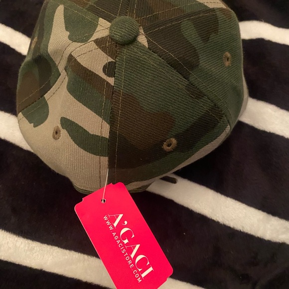 Camouflaged army hat nwt - Picture 2 of 3